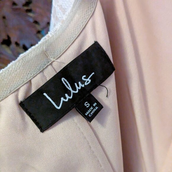 NWT Lulus Give it a Twirl White Lace Strapless Midi Dress - Size Small 🩷 - Picture 9 of 14